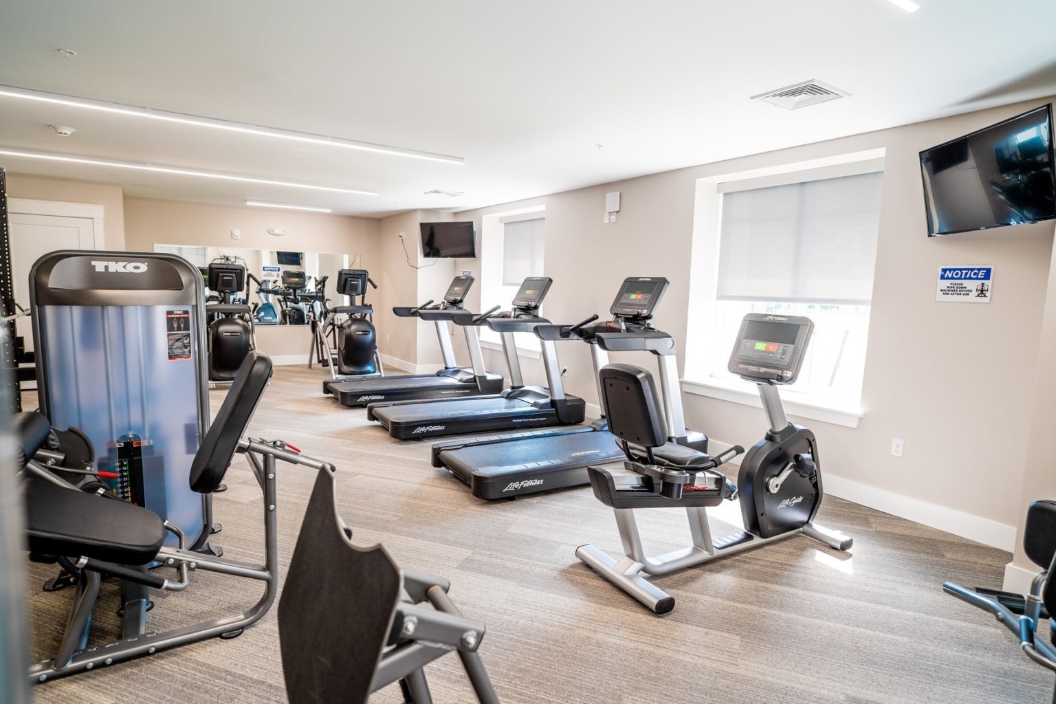 Brand New Apartments for Rent in Albany, NY Landmark Albany Apts