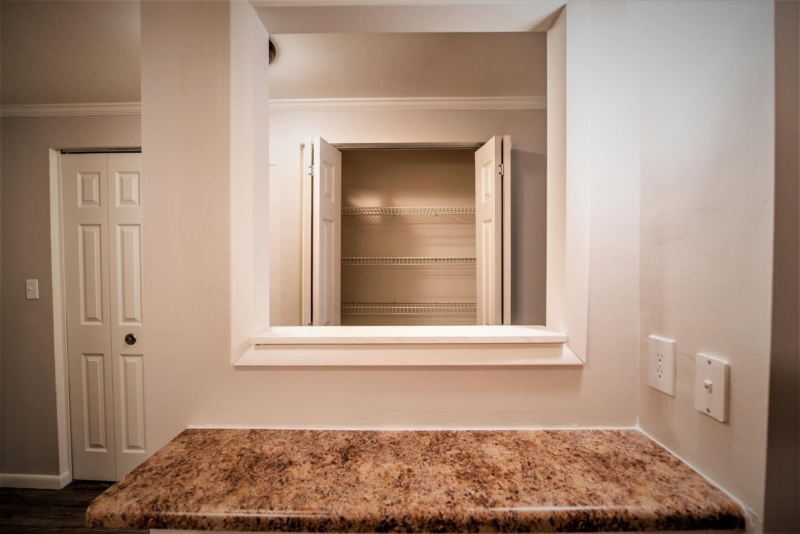 Photos Village Green Apartment Homes